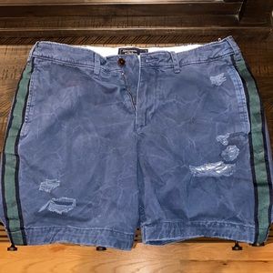 Abercrombie & Fitch stretch distressed shorts